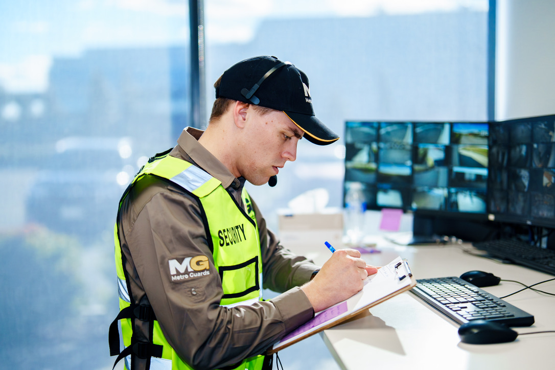 10 Important Things to Consider When Hiring a Security Guard in Melbourne